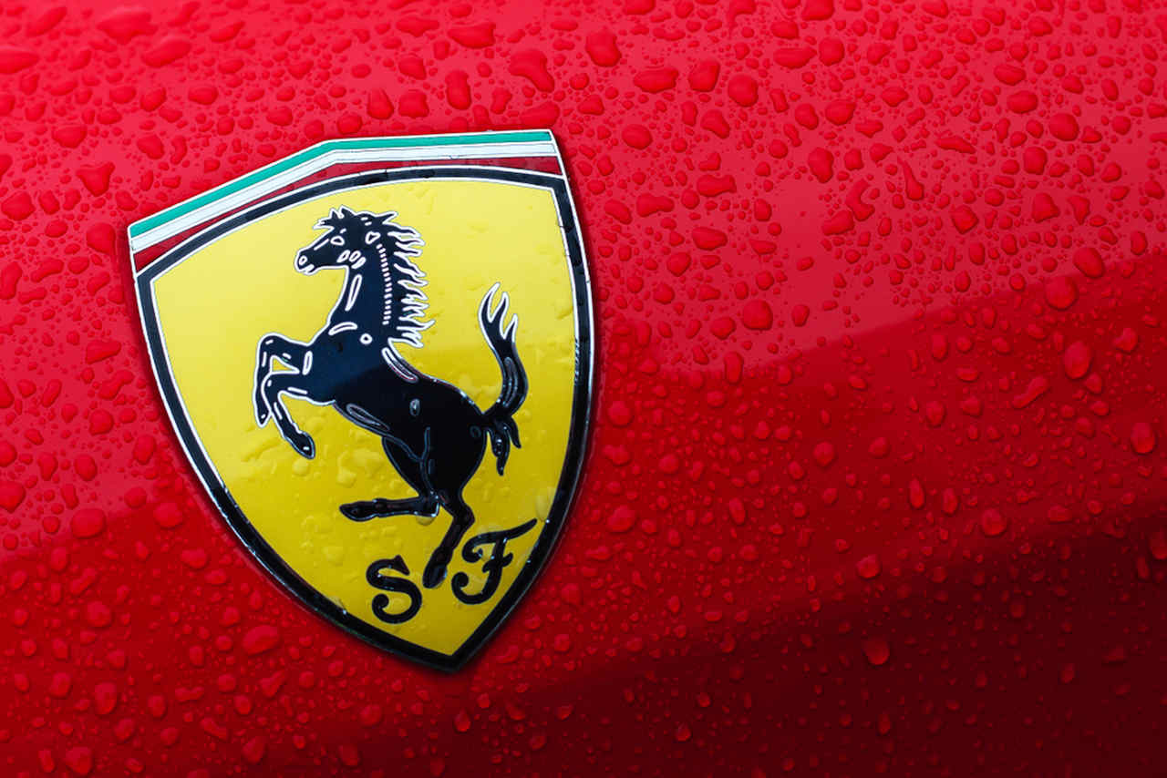 Ferrari amblem